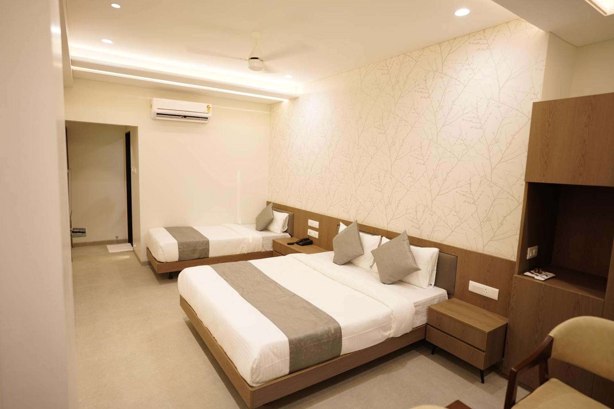 A Square Executive Hotel أورانغاباد المظهر الخارجي الصورة