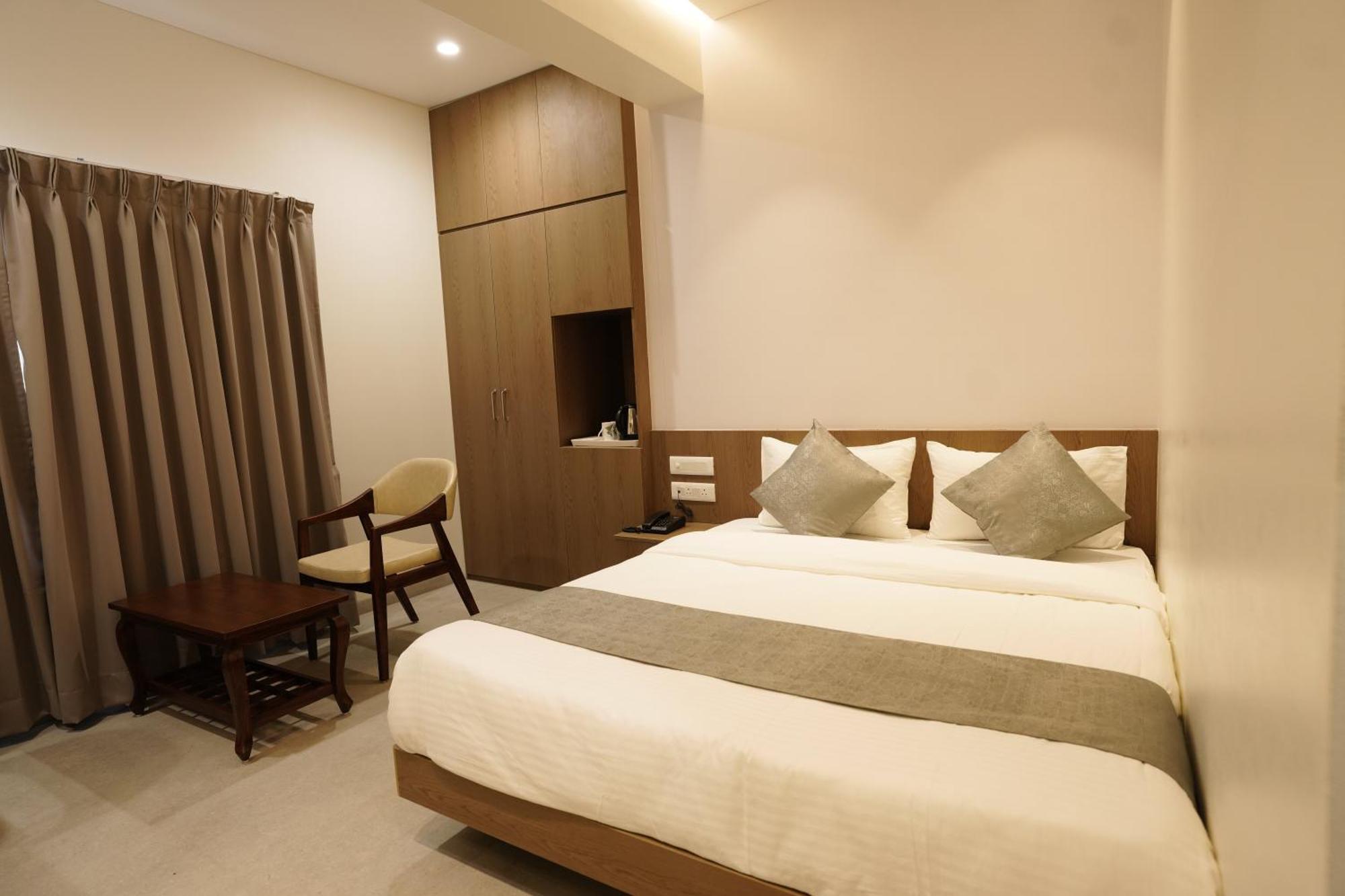 A Square Executive Hotel أورانغاباد المظهر الخارجي الصورة