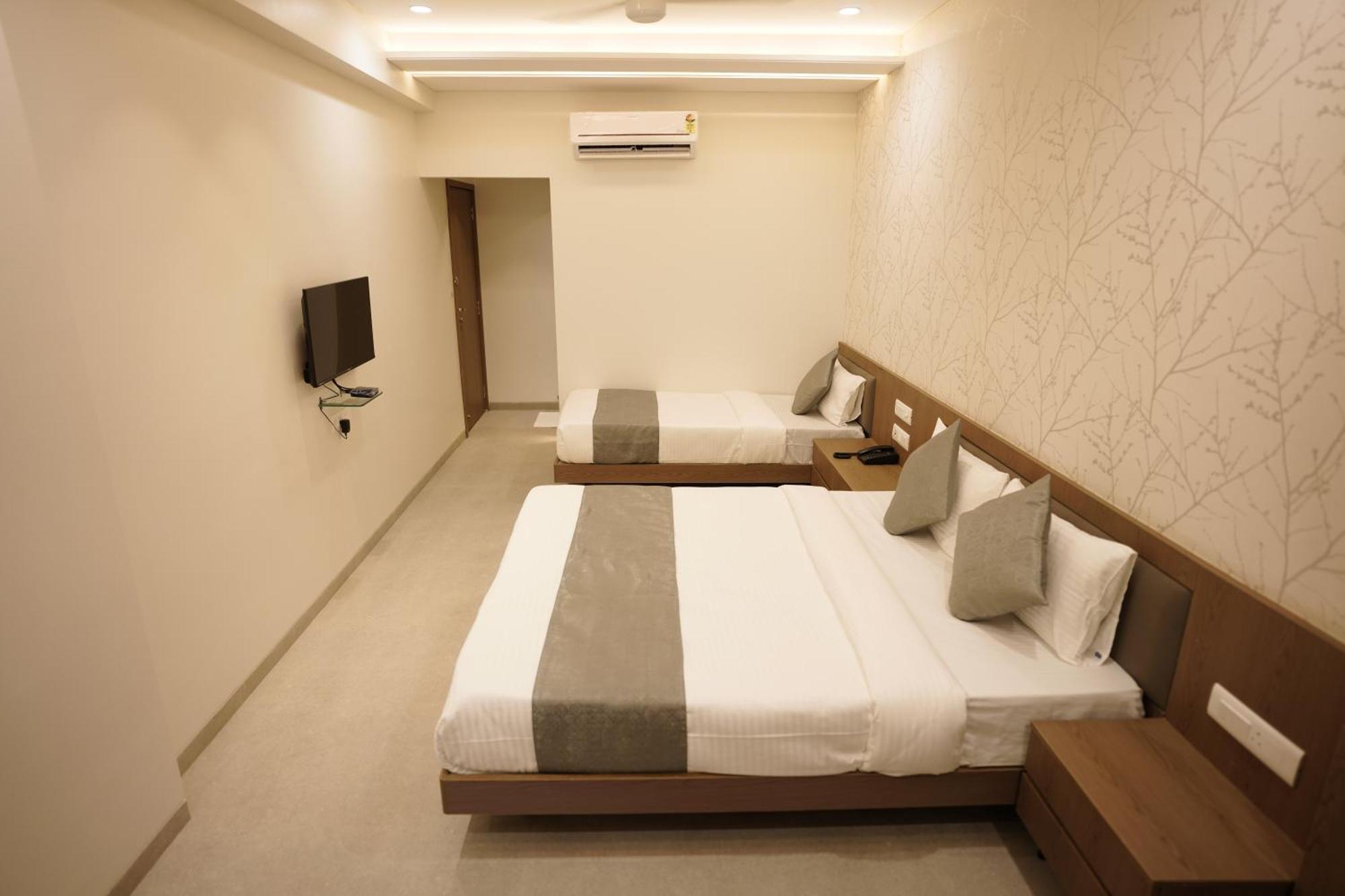 A Square Executive Hotel أورانغاباد المظهر الخارجي الصورة