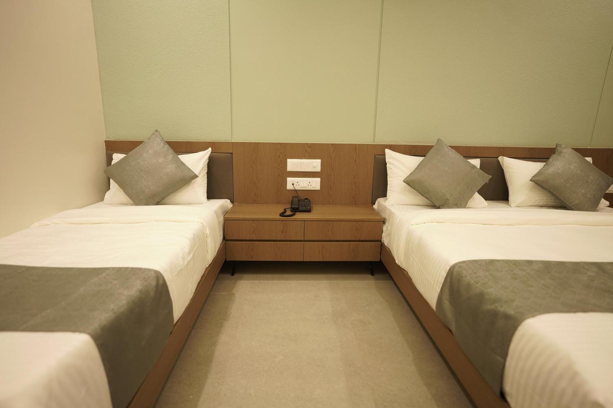 A Square Executive Hotel أورانغاباد المظهر الخارجي الصورة